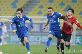 开云官网-包含武汉三镇内部会议纪要流出：赛后再遭质疑，德甲使命明确，轮换策略成焦点的词条