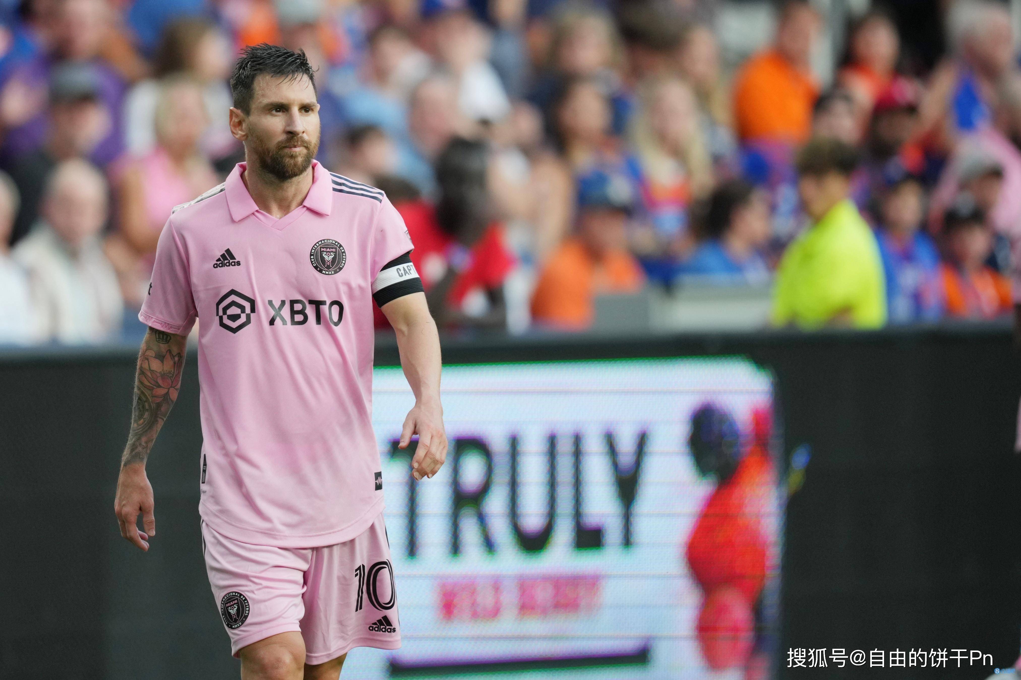 关于梅西官方宣布刷新纪录新规,皇家马德里引发争议!赛场气氛高涨的信息 关于梅西官方宣布刷新纪录新规,皇家马德里引发争议!赛场气氛高涨的信息