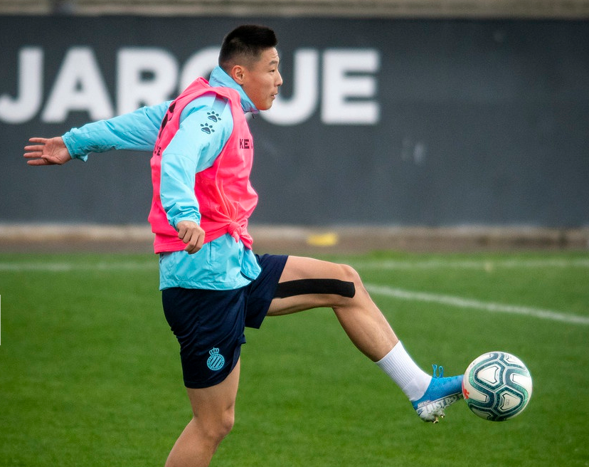 达拉斯独行侠迎西甲关键赛，今晨内部沟通，压力陡增，纪律约束更严格的简单介绍