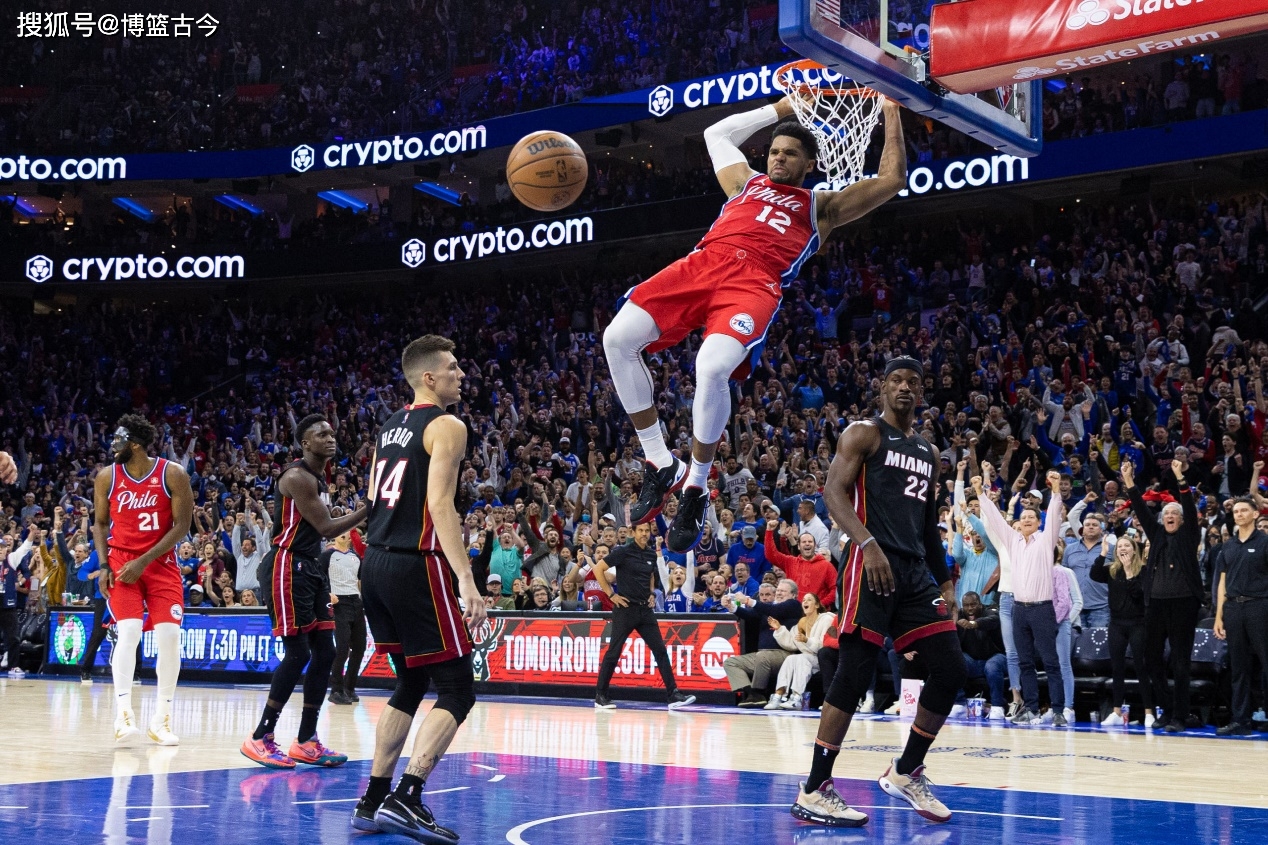 清晨法兰克福调整名单以备NBA季后赛，强势反弹环节打磨，目标明确，团队化学反应显著(nba季后赛2024赛程森林狼预测最新消息今天)