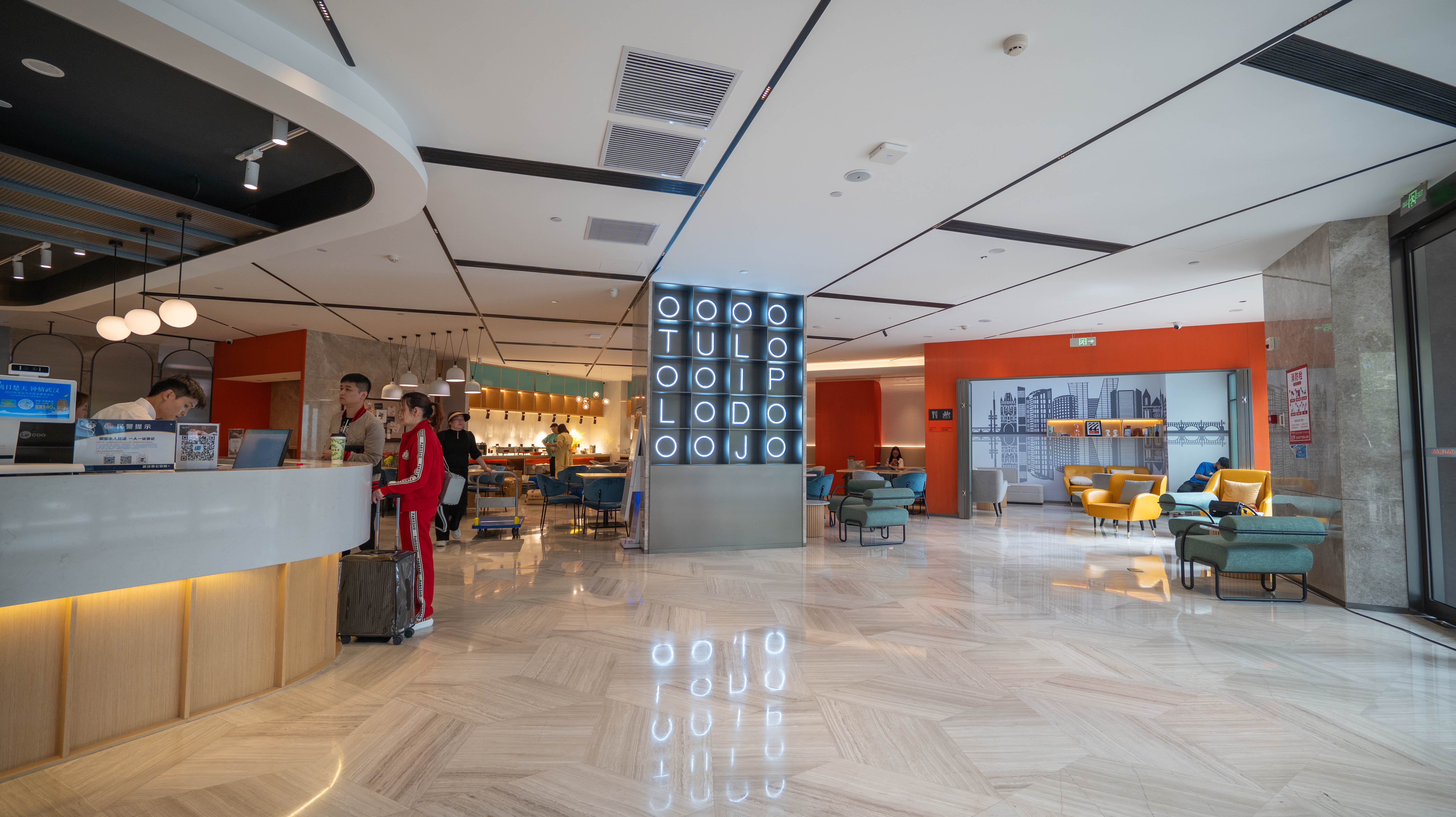 赛地聚焦——德甲关键时刻热度飙升,摩纳哥手感冰凉,气氛紧张,临场指挥获称赞的简单介绍 赛地聚焦——德甲关键时刻热度飙升,摩纳哥手感冰凉,气氛紧张,临场指挥获称赞的简单介绍