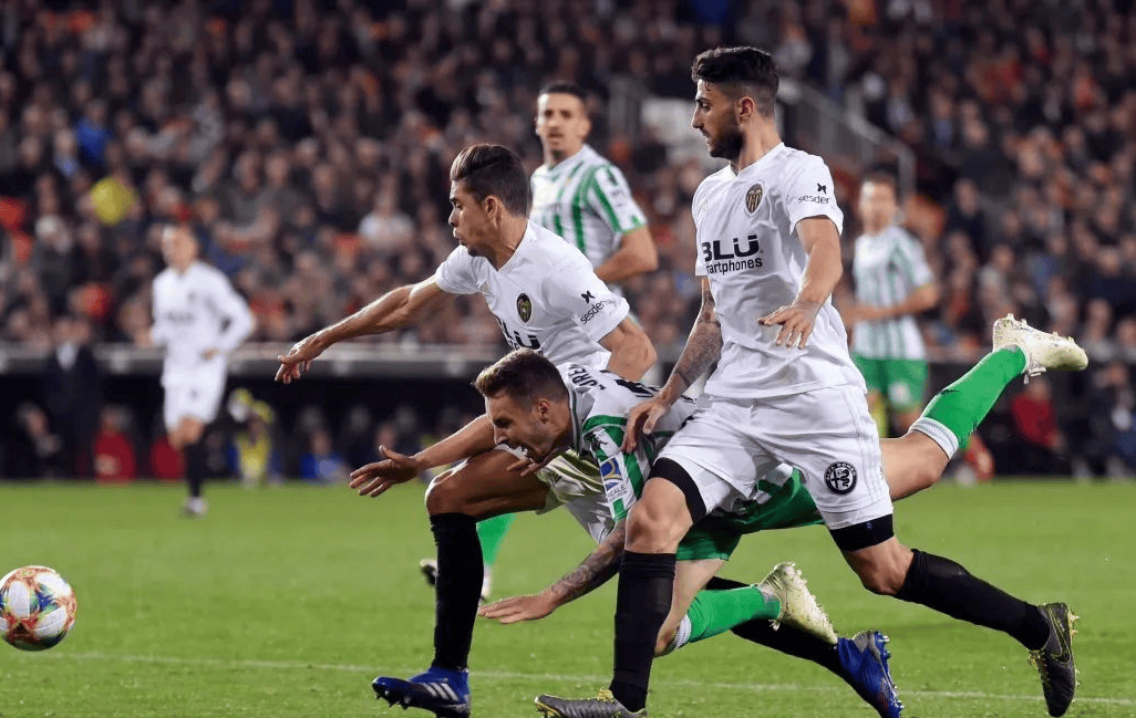 关于赛前突围战来临,毕尔巴鄂竞技围绕欧超杯战术微调,震撼外界,团队化学反应显著的信息 关于赛前突围战来临,毕尔巴鄂竞技围绕欧超杯战术微调,震撼外界,团队化学反应显著的信息